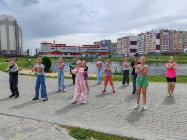 Летний движ