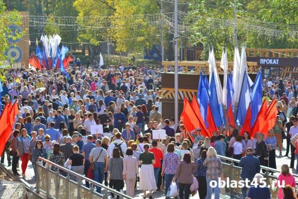 Митинг-концерт «Своих не бросаем»